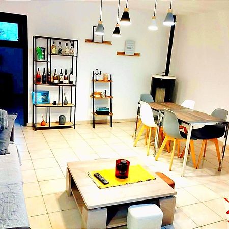 Grand Et Bel Appartement Lavelanet Esterno foto